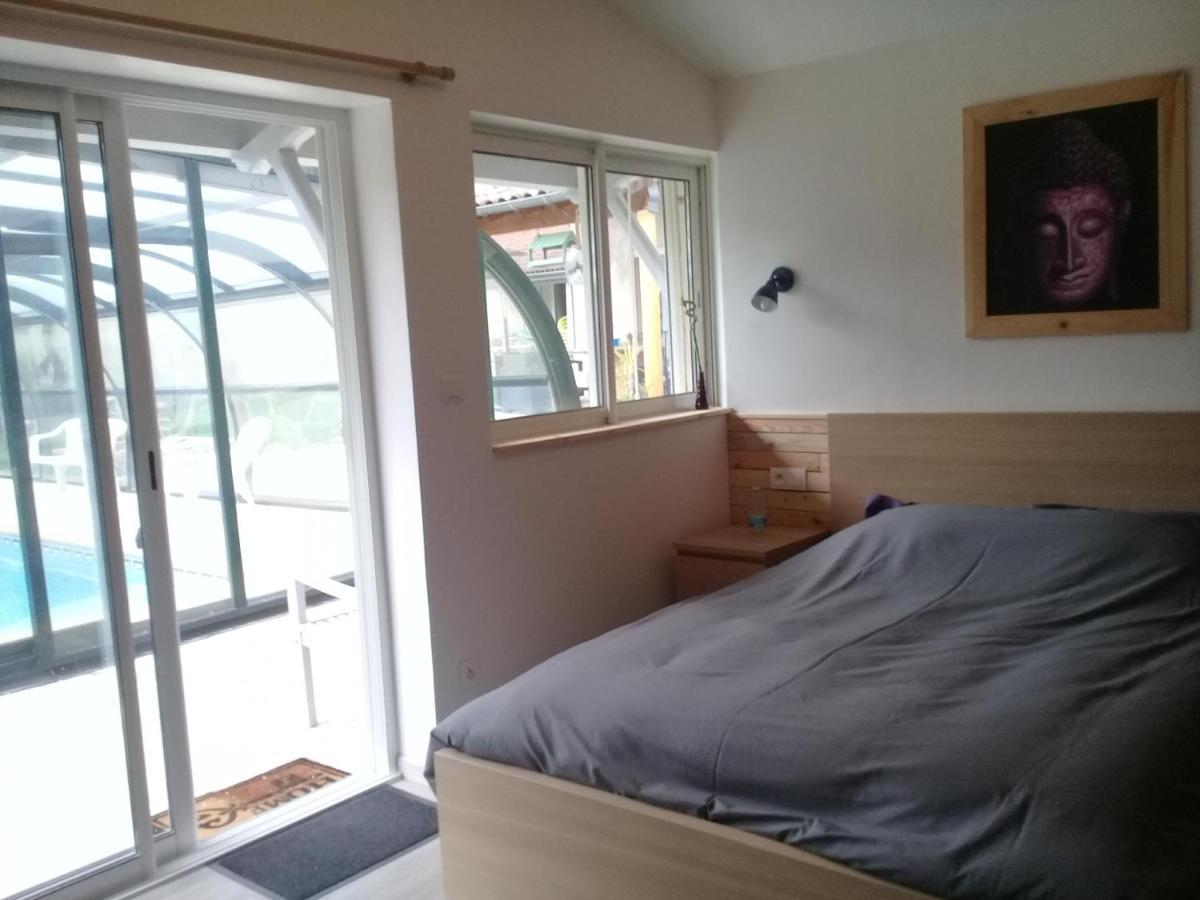 Chambre Avec Jacuzzi Privatif "Le Pecher" Saillans  Exterior foto